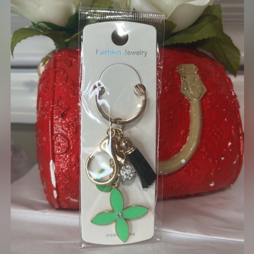 Green clover bag charm